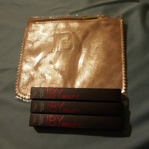 IBY lipgloss